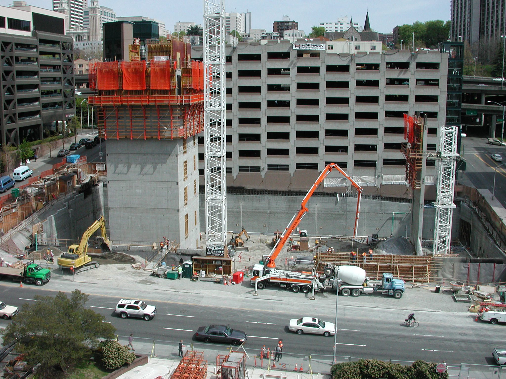Construction of the Seattle Municipal Court, January 2001